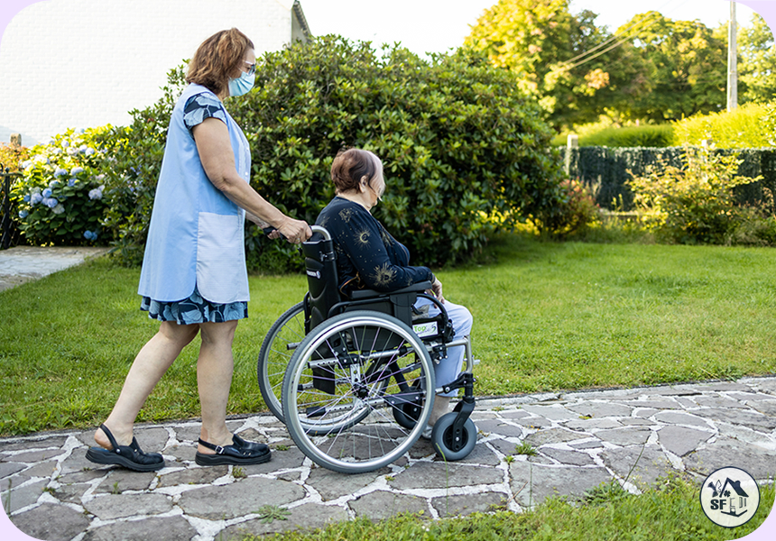 aide familiale Charleroi accompagner soutenir personne mobilité réduite