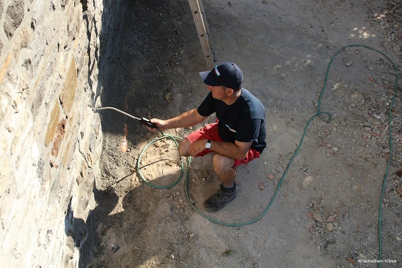 application hydrofuge protection impermeabilisation mur pierres naturelles